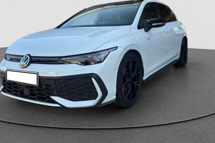 VW Golf 28.270 km 38.950 &euro; Manching 85077