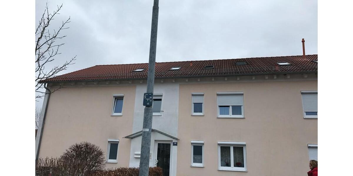 Dachgeschoßwohnung Ingolstadt Friedrichshofen-Hollerstauden - 1 Zimmer, 38 m&sup2;, 550&euro; | Angebot:25887699