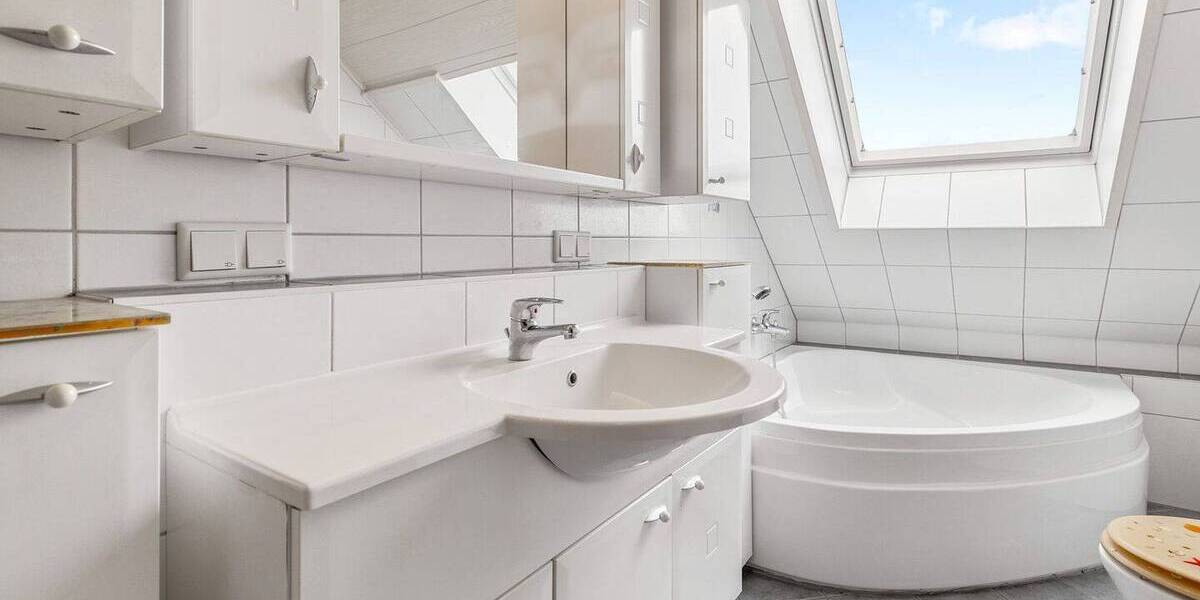 Etagenwohnung Ingolstadt Südost - 3 Zimmer, 75 m&sup2;, 279.800&euro; | Angebot:25726311