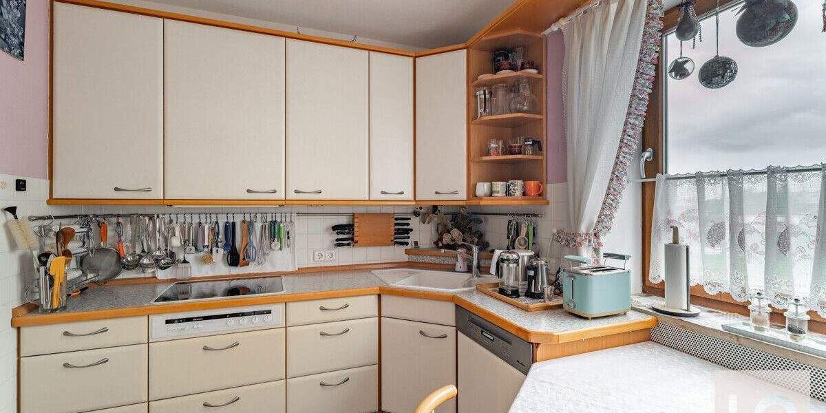 Einfamilienhaus Böhmfeld - 7 Zimmer, 125 m&sup2;, 649.000&euro; | Angebot:25706085