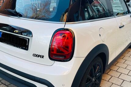 Mini Cooper 5.138 km 28.400 &euro; Ingolstadt 85055