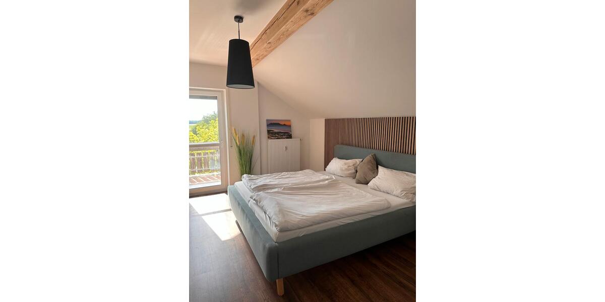 Dachgeschoßwohnung Ingolstadt - 3.5 Zimmer, 92 m&sup2;, 445.000&euro; | Angebot:25058171