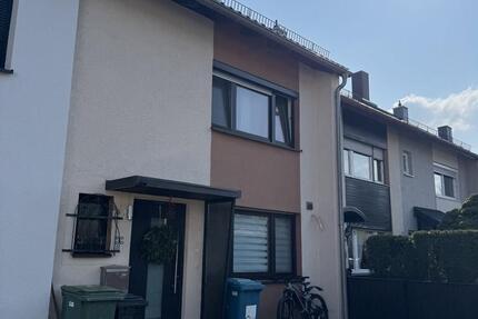 Haus Ingolstadt Friedrichshofen-Hollerstauden - 6 Zimmer, 125 m&sup2;, 525.000&euro; | Angebot:25768074