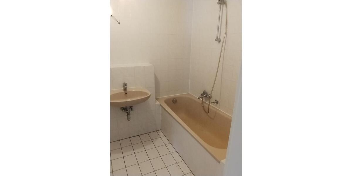 Dachgeschoßwohnung Vohburg an der Donau - 2 Zimmer, 60 m&sup2;, 260.000&euro; | Angebot:23335007