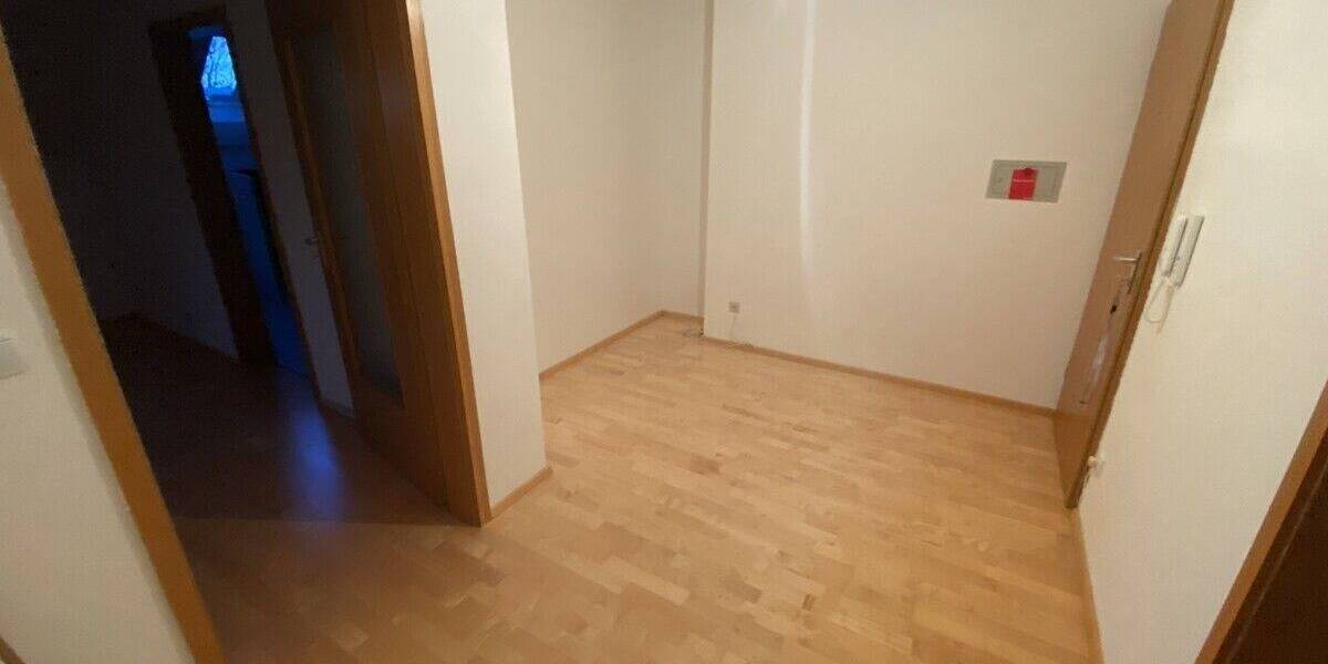 Etagenwohnung Schrobenhausen - 2 Zimmer, 63 m&sup2;, 730&euro; | Angebot:25705585