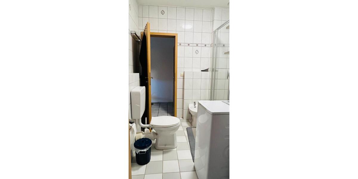 Dachgeschoßwohnung Ingolstadt Friedrichshofen-Hollerstauden - 2 Zimmer, 45 m&sup2;, 700&euro; | Angebot:27616436