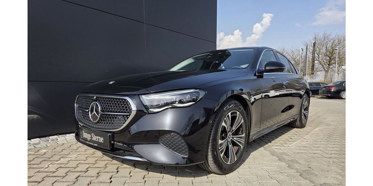 Mercedes-Benz E 200 9.123 km 51.499 &euro; Mainburg 84048