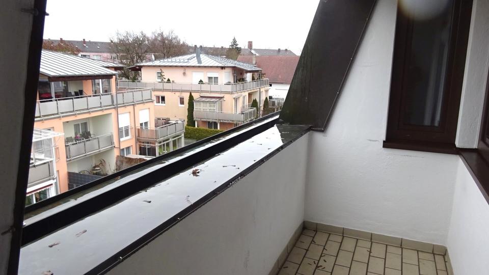 Dachgeschoßwohnung Ingolstadt Friedrichshofen-Hollerstauden - 2 Zimmer, 75 m&sup2;, 850&euro; | Angebot:25791186