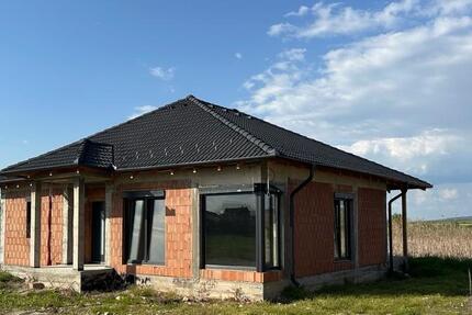 Haus Neuburg an der Donau - 4 Zimmer, 121 m&sup2;, 177.000&euro; | Angebot:26862957
