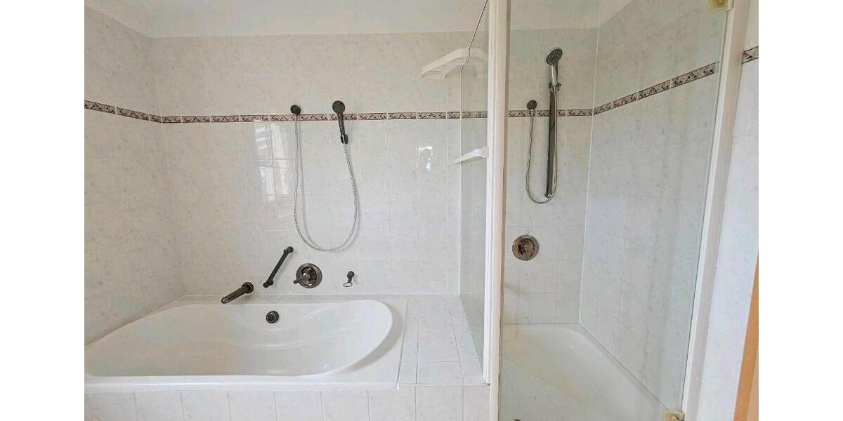 Erdgeschoßwohnung Neuburg an der Donau - 4 Zimmer, 120 m&sup2;, 1.400&euro; | Angebot:26465616
