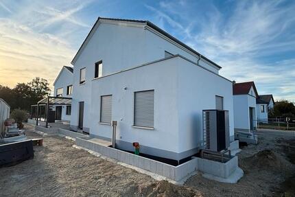 Wohnung Karlskron - 1 Zimmer, 26 m&sup2;, 600&euro; | Angebot:27591792