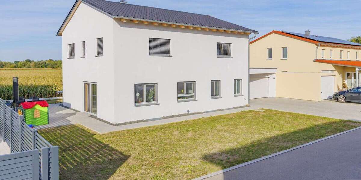 Einfamilienhaus Pförring - 6 Zimmer, 162 m&sup2;, 775.000&euro; | Angebot:27655639