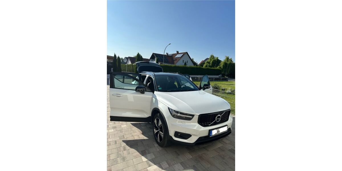 Volvo XC40 180.000 km 20.800 &euro; Rennertshofen 86643