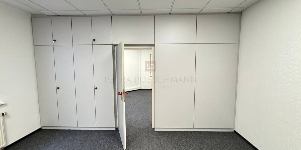 Gewerbeobjekt Karlskron Brautlach - 5 Zimmer, 190 m&sup2;, 1.800&euro; | Angebot:25706079