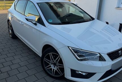 Seat Leon 193.830 km 10.790 &euro; Manching 85077