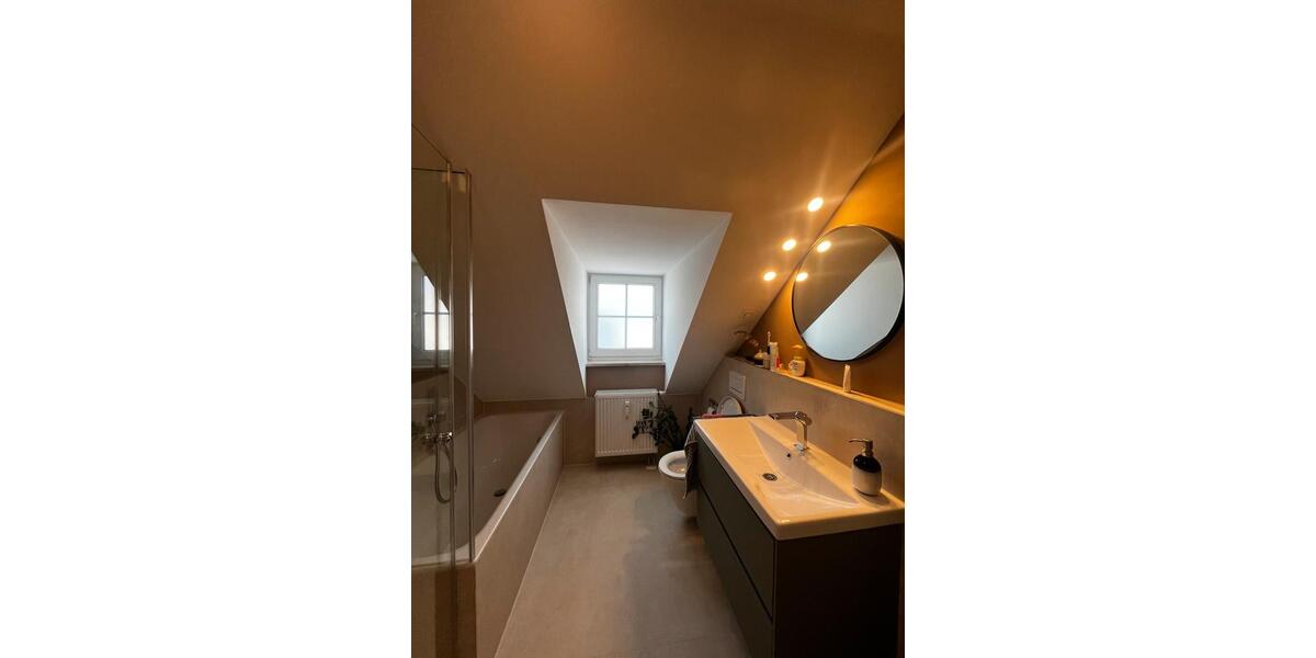 Dachgeschoßwohnung Ingolstadt Münchener Straße - 4 Zimmer, 104 m&sup2;, 510.000&euro; | Angebot:27491478