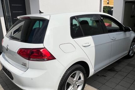 VW Golf 100.000 km 7.890 &euro; Neuburg a.d.Donau 86633