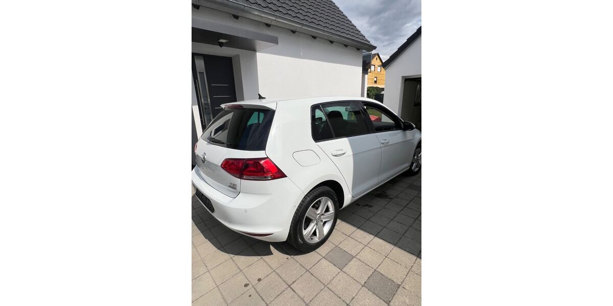 VW Golf 100.000 km 7.890 &euro; Neuburg a.d.Donau 86633