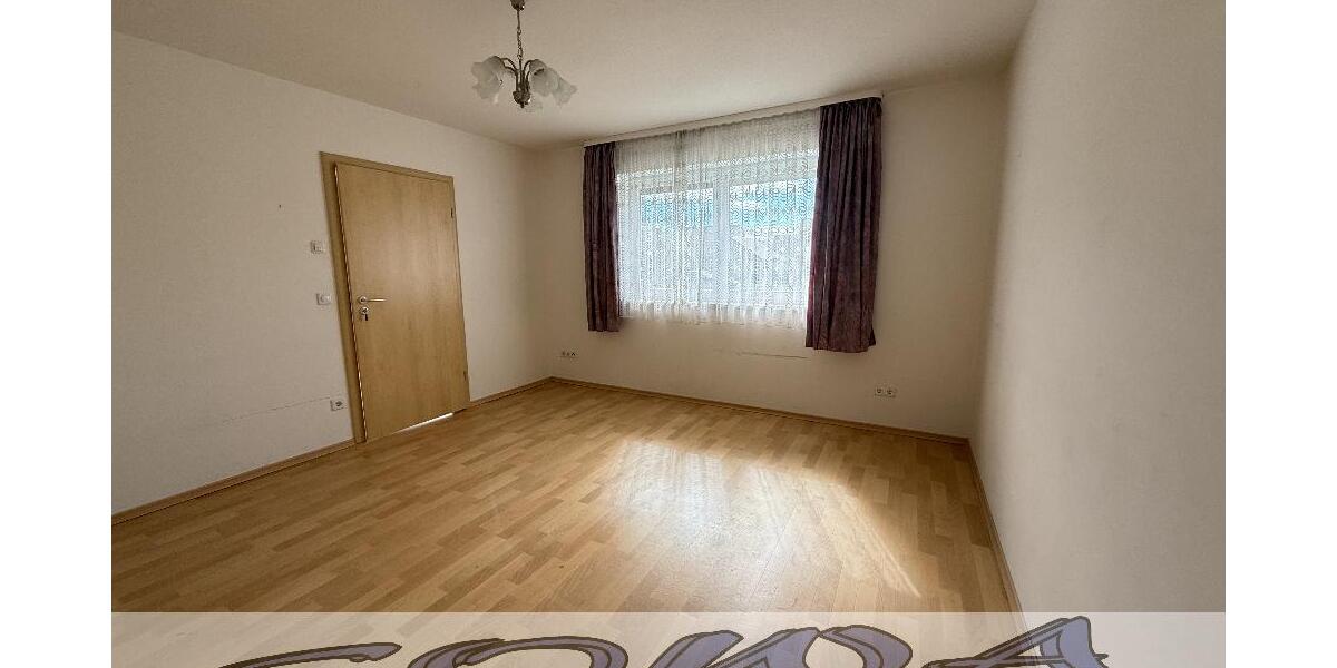 Gepflegtes, einzugsbereites Haus mit Keller, Doppelgarage und Wärmepumpe - Ein Objekt von SOWA Immobilien und Finanzen - Einfamilienhaus Neuburg an der Donau | Angebot:24004431