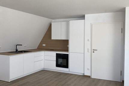 Wohnung Schrobenhausen - 3 Zimmer, 100 m&sup2;, 1.000&euro; | Angebot:25682853