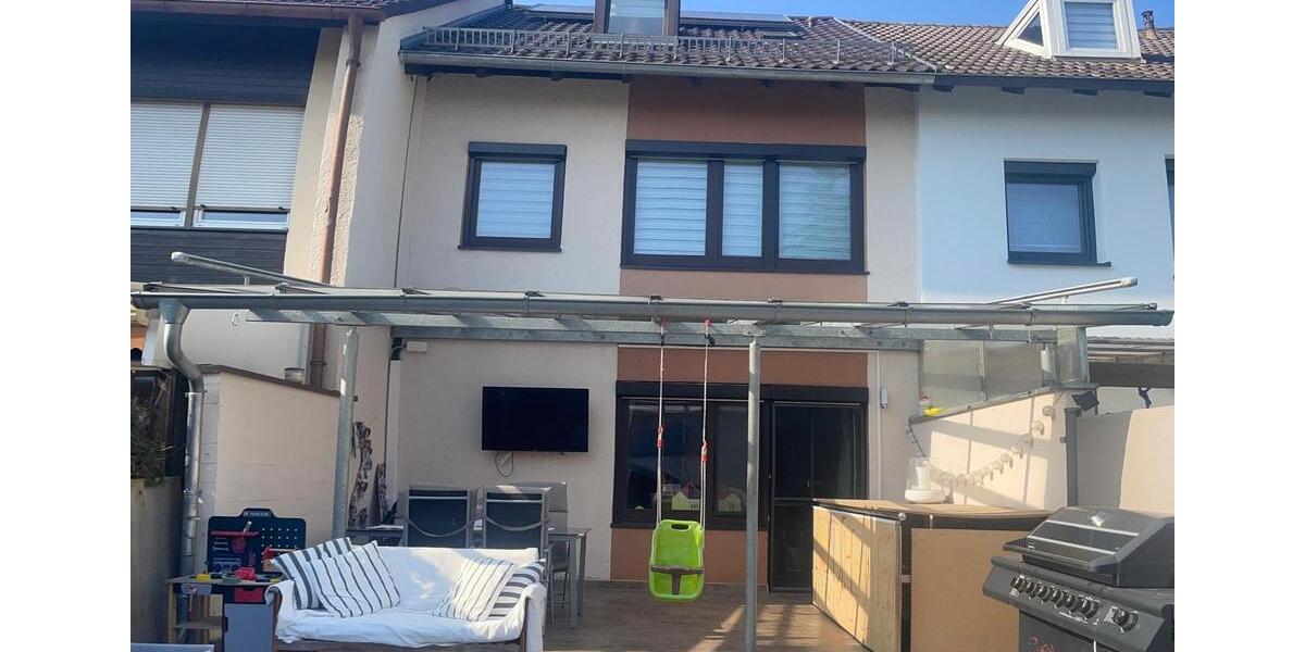 Reihenhaus Ingolstadt Friedrichshofen-Hollerstauden - 6 Zimmer, 125 m&sup2;, 525.000&euro; | Angebot:25768074