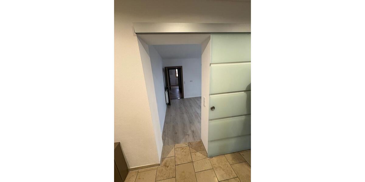 Dachgeschoßwohnung Adelschlag - 4 Zimmer, 118 m&sup2;, 1.400&euro; | Angebot:25173867