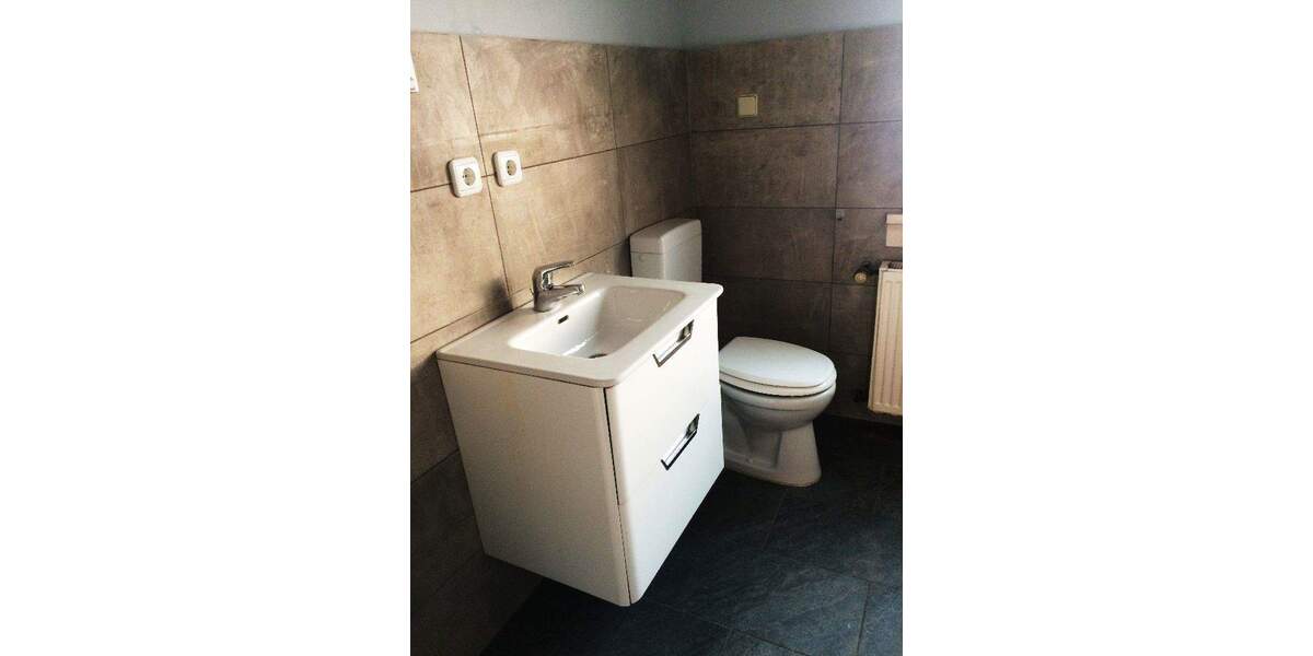 Doppelhaushälfte Ingolstadt Südost - 8 Zimmer, 168 m&sup2;, 549.000&euro; | Angebot:25712008