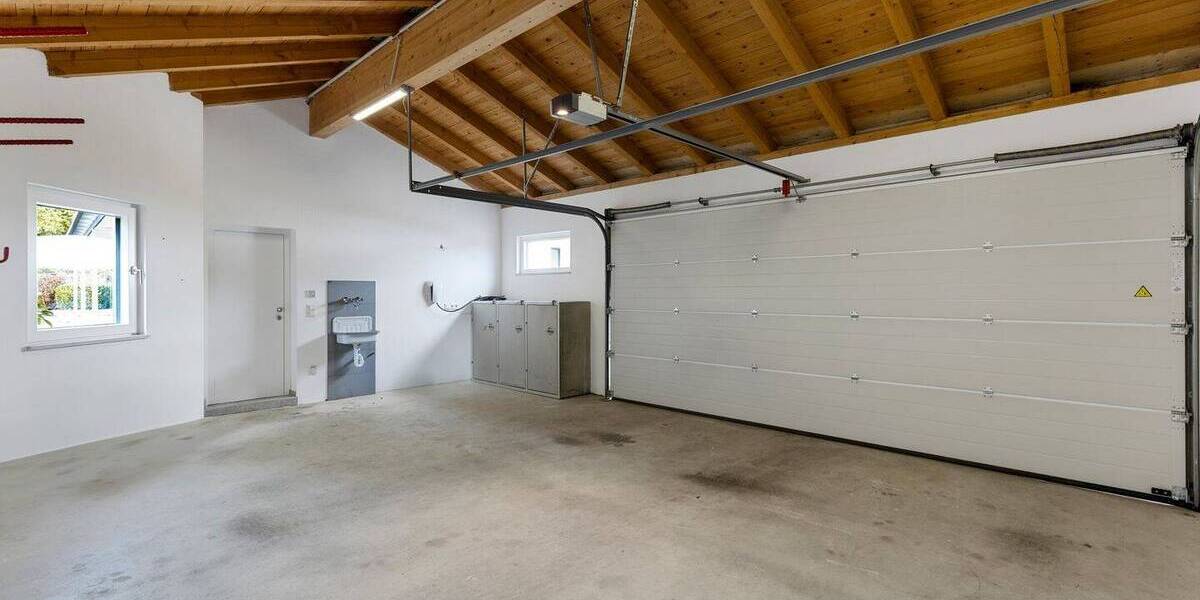 Einfamilienhaus Kösching - 5 Zimmer, 222 m&sup2;, 1.798.800&euro; | Angebot:25796021