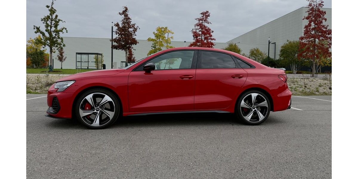 Audi S3 17.000 km 47.500 &euro; Stammham 85134