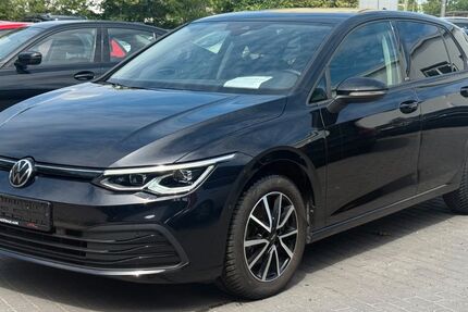 VW Golf 63.000 km 16.890 &euro; Neustadt an der Donau 93333