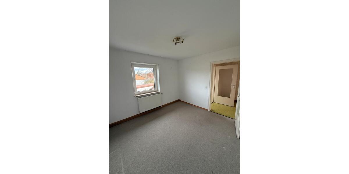 Etagenwohnung Baar-Ebenhausen Ebenhausen - 3 Zimmer, 74 m&sup2;, 1.050&euro; | Angebot:25886322