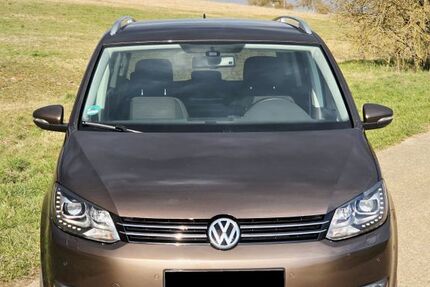 VW Touran 94.525 km 13.900 &euro; Ingolstadt 85055