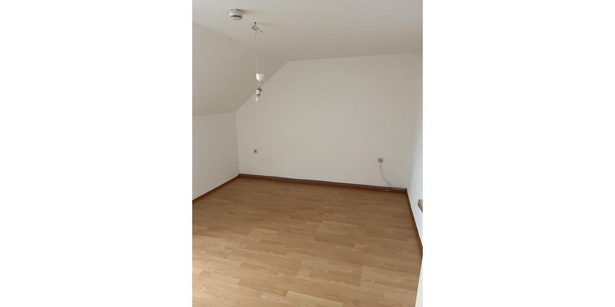 Dachgeschoßwohnung Ingolstadt Münchener Straße - 2 Zimmer, 50 m&sup2;, 600&euro; | Angebot:26638675