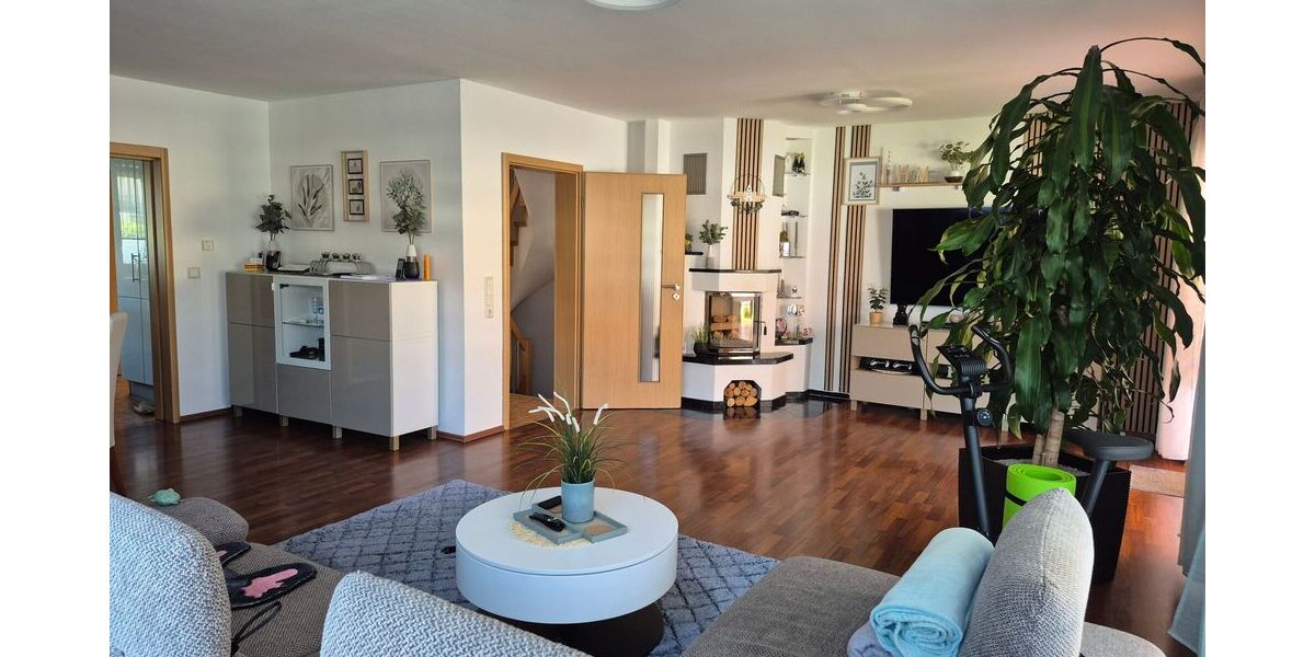 „Provisionsfrei“ Familienfreundliche DHH mit ausgebauter Doppelgarage Unterhaunstadt - Einfamilienhaus Ingolstadt Nordost | Angebot:26633714