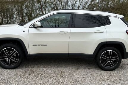Jeep Compass 55.000 km 17.900 &euro; Wolnzach 85283