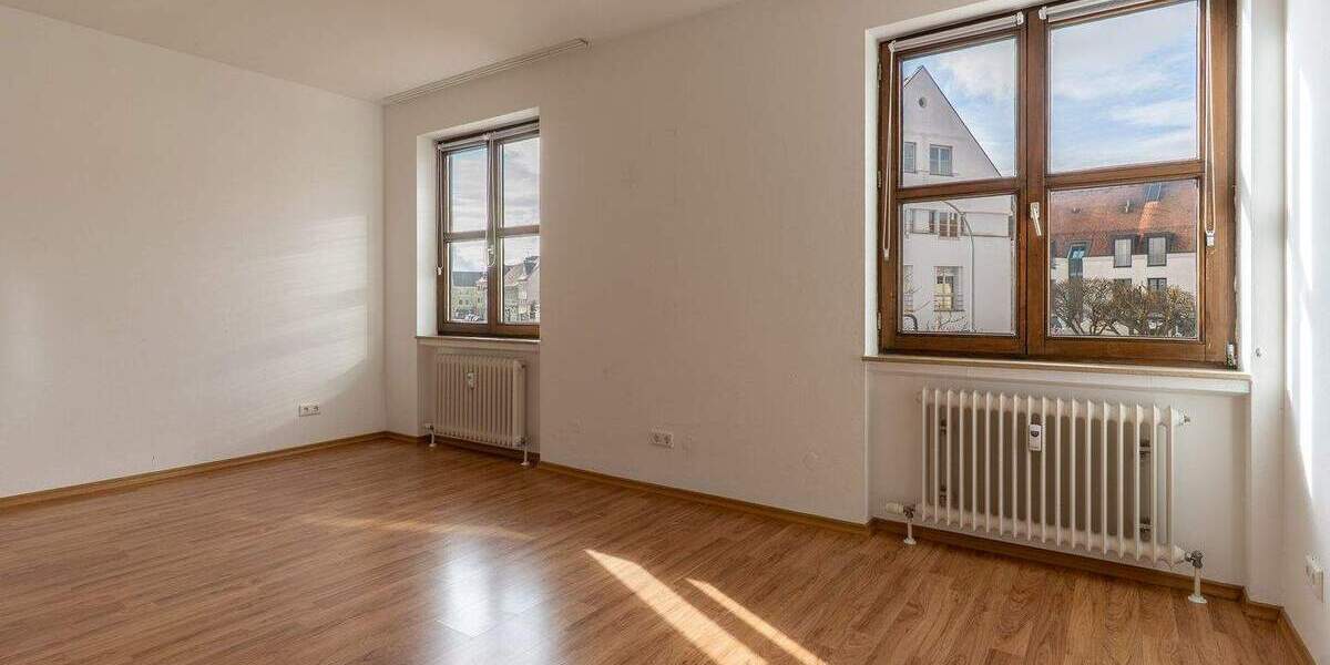 Etagenwohnung Neuburg an der Donau Neuburg - 3 Zimmer, 89 m&sup2;, 260.000&euro; | Angebot:25798765