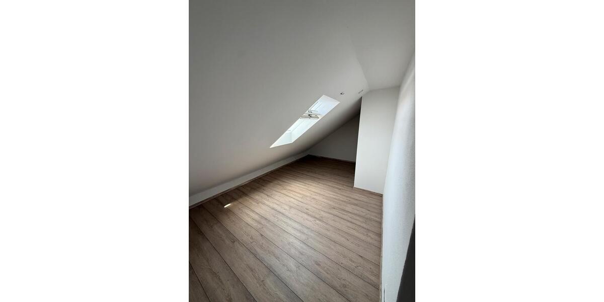 Reihenhaus Ingolstadt Südost - 5 Zimmer, 126 m&sup2;, 530.000&euro; | Angebot:27263499
