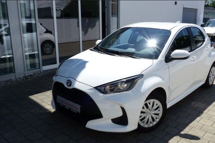 Toyota Yaris 30.000 km 18.700 &euro; Bad Gögging 93333