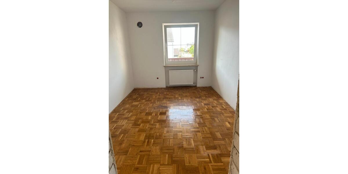 Etagenwohnung Kösching - 3 Zimmer, 85 m&sup2;, 1.000&euro; | Angebot:26489521