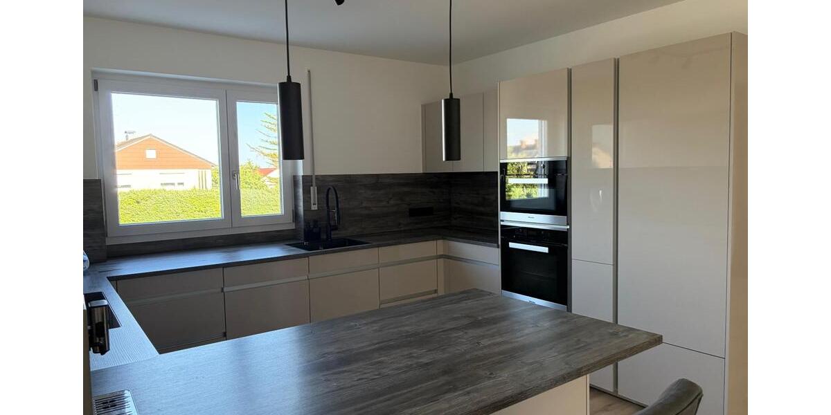 Etagenwohnung Gaimersheim - 3 Zimmer, 112 m&sup2;, 1.450&euro; | Angebot:27547593