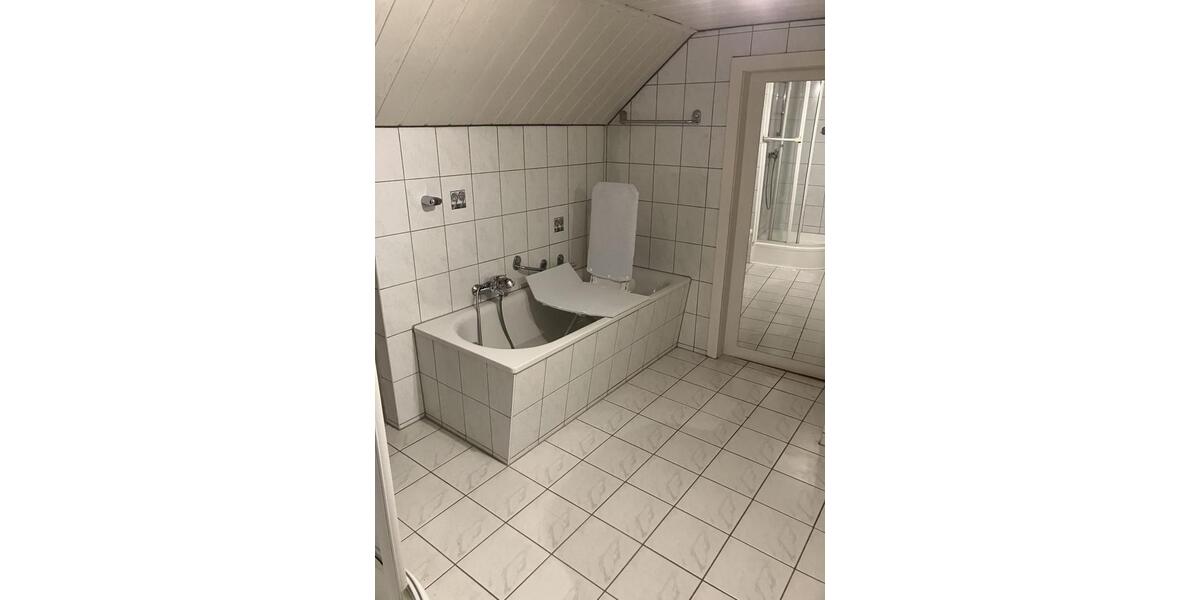Einfamilienhaus Neuburg an der Donau - 11 Zimmer, 196 m&sup2;, 399.000&euro; | Angebot:26375994