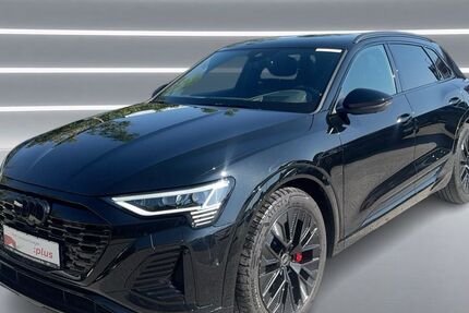 Audi Q8 e-tron 51.563 km 48.950 &euro; Ingolstadt 85057