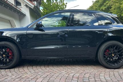 Porsche Macan 66.000 km 46.900 &euro; Ingolstadt 85055