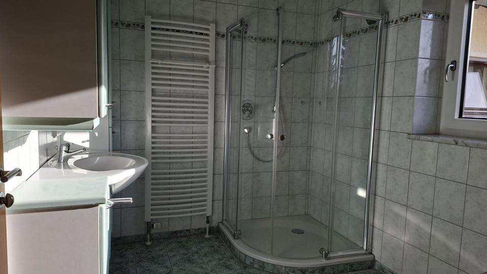 Etagenwohnung Brunnen - 4 Zimmer, 103 m&sup2;, 850&euro; | Angebot:25382350