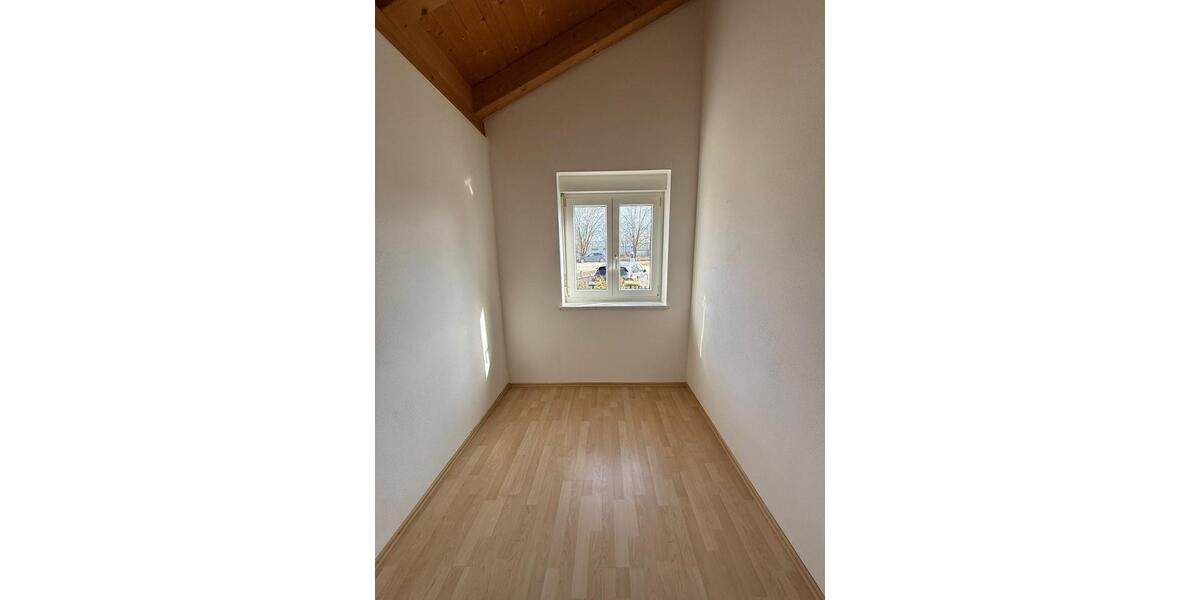 Etagenwohnung Wolnzach - 3 Zimmer, 62 m&sup2;, 700&euro; | Angebot:25945388