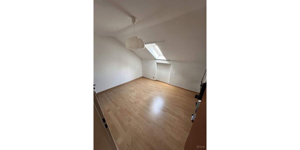Etagenwohnung Ingolstadt Hundszell - 4 Zimmer, 74 m&sup2;, 750&euro; | Angebot:25668623