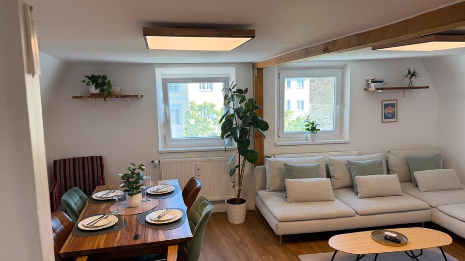 Dachgeschoßwohnung Ingolstadt - 4 Zimmer, 122 m&sup2;, 2.800&euro; | Angebot:26422226