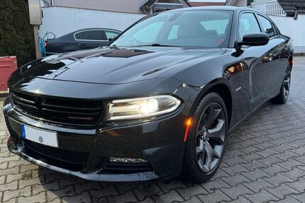 Dodge Charger 86.000 km 30.500 &euro; Mainburg 84048