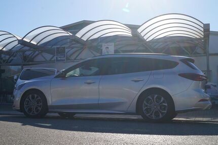 Ford Focus 19.000 km 22.970 &euro; Vohburg 85088