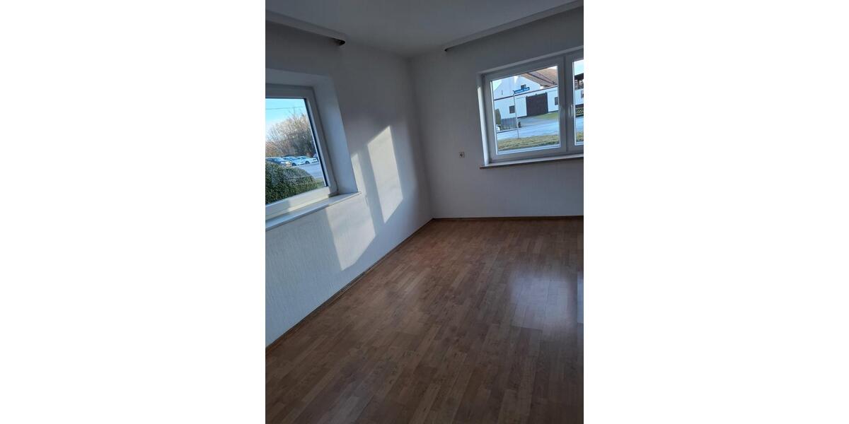 Einfamilienhaus Mainburg - 6 Zimmer, 126 m&sup2;, 1.040&euro; | Angebot:25922538